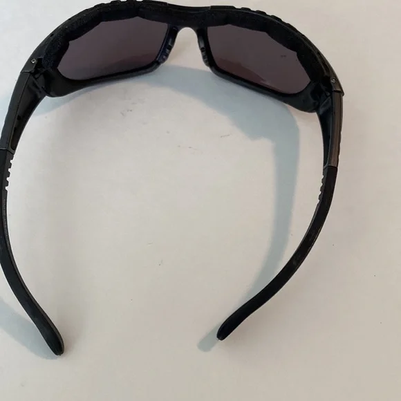 Sunglasses - Picture 3 of 9